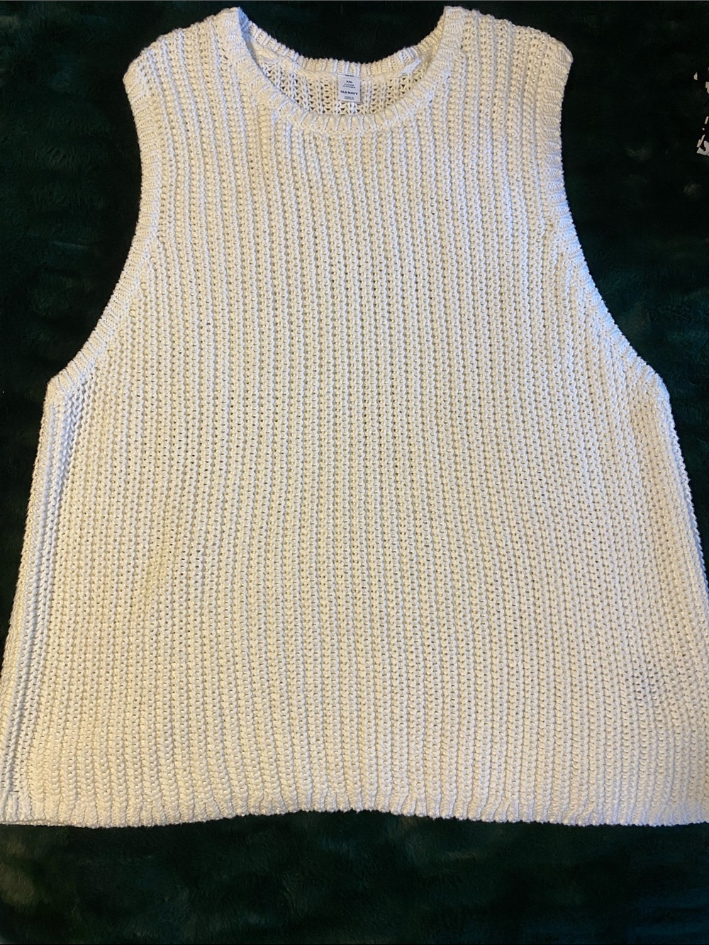 Old Navy Cream Ribbed Sleeveless Crewneck Sweater Vest